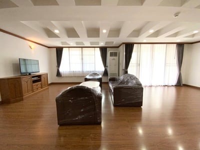 Property image 1 of 20