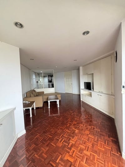 Property image 1 of 7