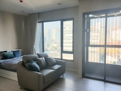 Property image 1 of 11