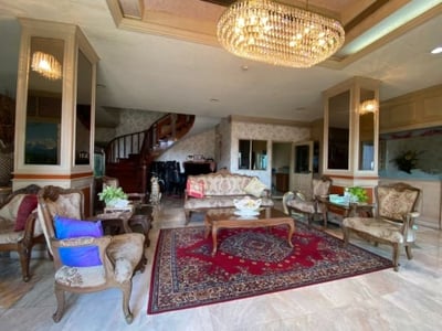 Property image 1 of 5
