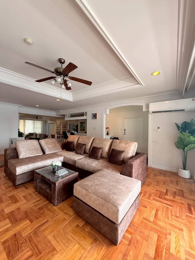 Property image 1 of 16