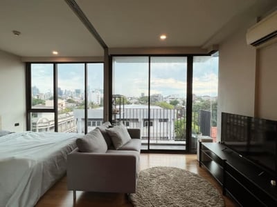 Property image 1 of 5
