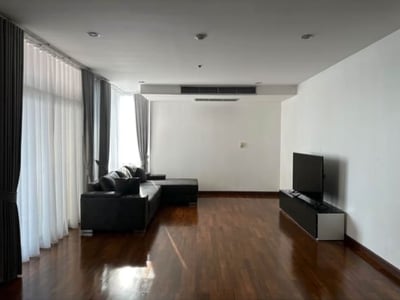 Property image 1 of 8