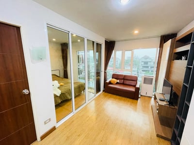 Property image 1 of 12