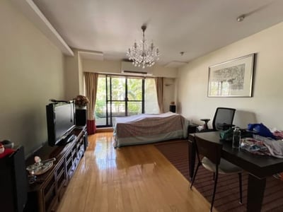 Property image 1 of 5