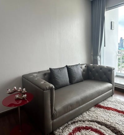 Property image 1 of 9