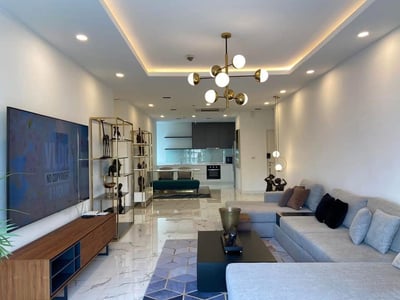 Property image 1 of 18