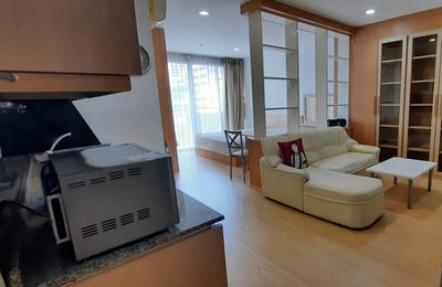 Property image 1 of 8