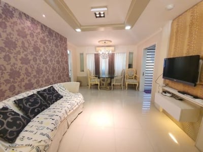 Property image 1 of 5