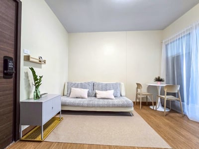 Property image 1 of 6