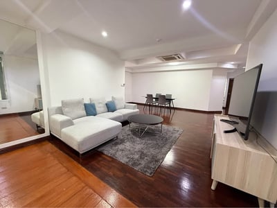 Property image 1 of 17