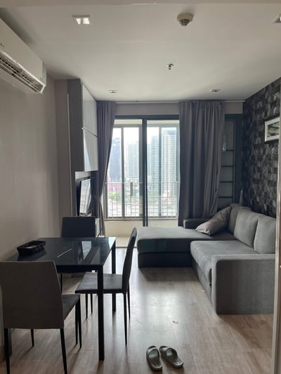 Property image 1 of 11