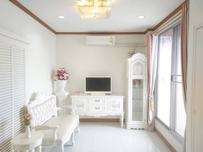 Property image 1 of 9