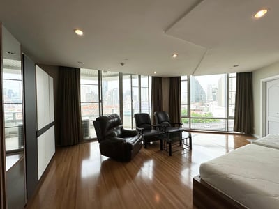 Property image 1 of 15