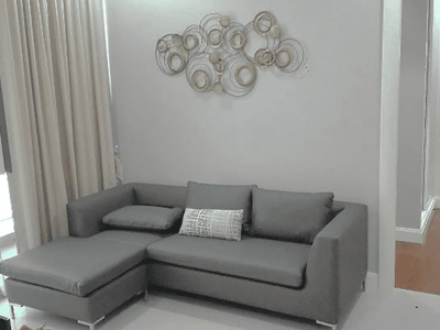 Property image 1 of 3