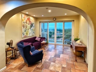 Property image 1 of 5