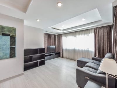 Property image 1 of 7