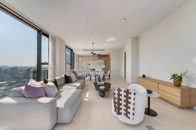 Property image 1 of 17