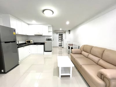 Property image 1 of 9