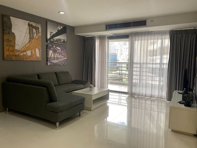 Property image 1 of 12
