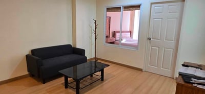 Property image 1 of 9