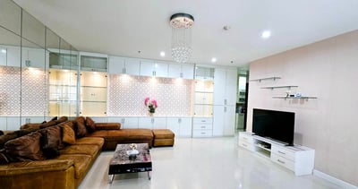 Property image 1 of 13
