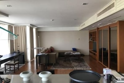 Property image 1 of 3