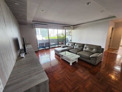 Property image 1 of 13