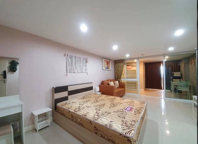 Property image 1 of 8