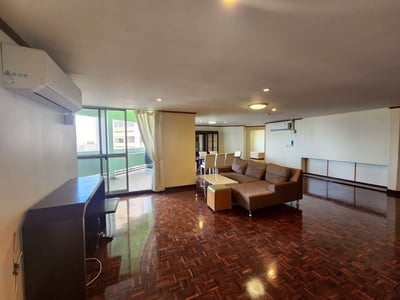 Property image 1 of 18
