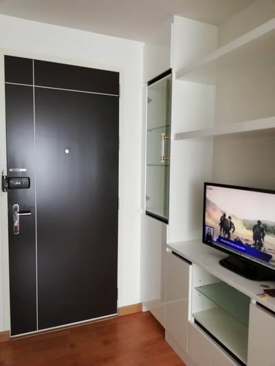 Property image 1 of 12