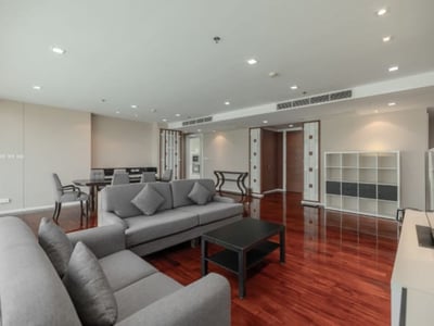 Property image 1 of 5