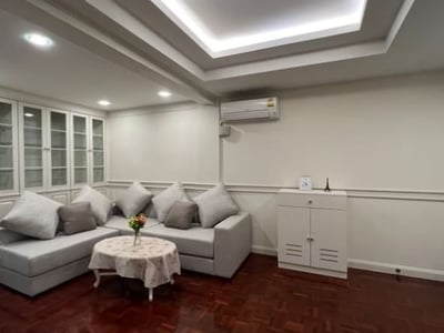 Property image 1 of 5