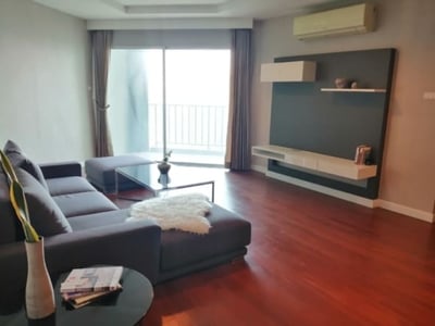 Property image 1 of 5