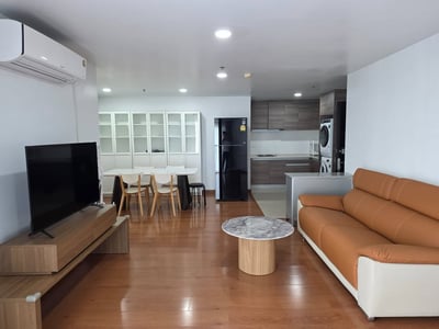 Property image 1 of 12