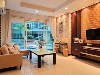 Property image 1 of 9