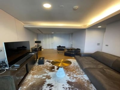 Property image 1 of 5