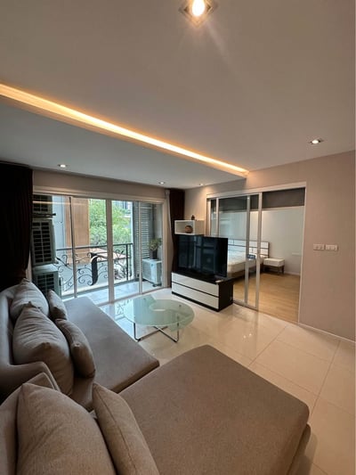 Property image 1 of 13