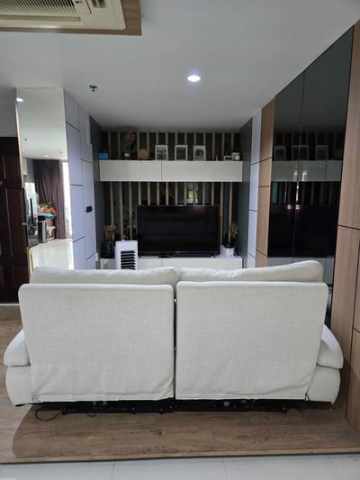 Property image 1 of 6