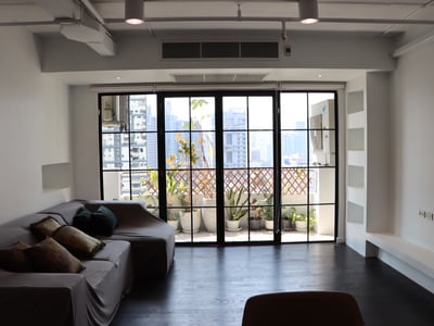 Property image 1 of 28