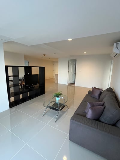 Property image 1 of 11