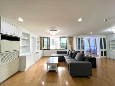 Property image 1 of 23