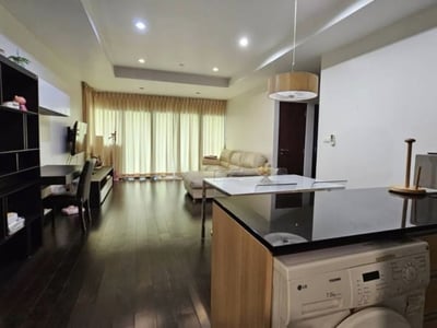 Property image 1 of 5