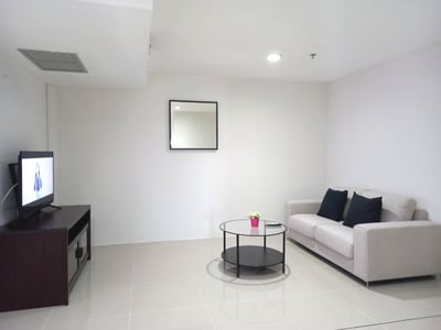 Property image 1 of 7