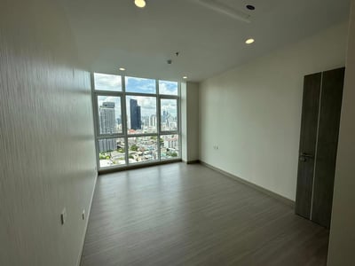 Property image 1 of 5