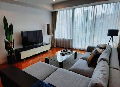 Property image 1 of 5