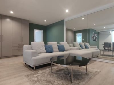 Property image 1 of 5