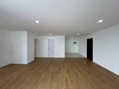 Property image 1 of 10