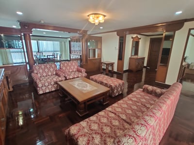 Property image 1 of 9