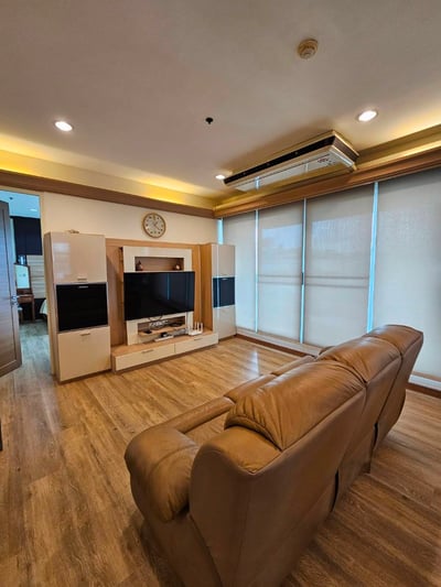 Property image 1 of 13